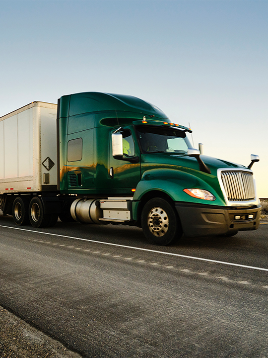 Transflo Portrait 3 sideview of truck